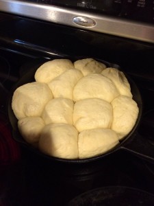 dinner rolls rising